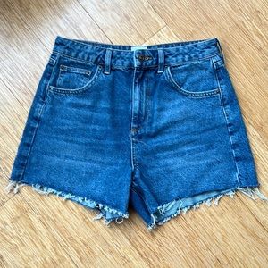 BDG Mom Shorts